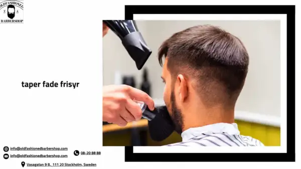 En frisör stylar en taper fade frisyr med en fön och borste. Perfekt för en modern look.
